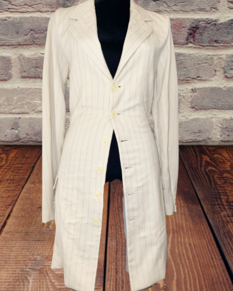 Upcycled Tailored Suit With Stylish Back - Monteh